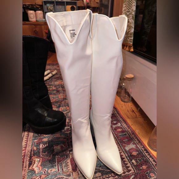 Steve Madden “Ranger” Western Boot - Picture 8 of 11